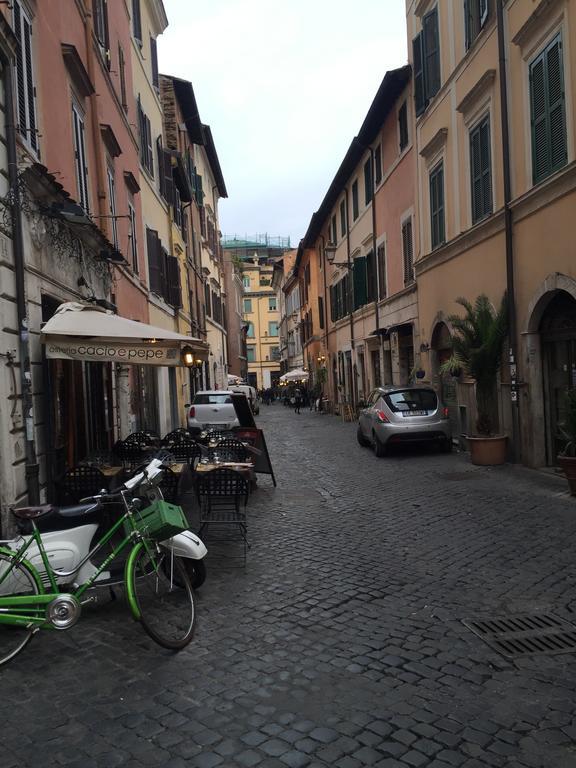 Il Vicolo Di Trastevere Рим Номер фото